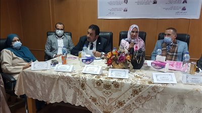 ندوة توعوية حول سرطان الثدي بكلية التمريض بجامعة بني سويف (صور)