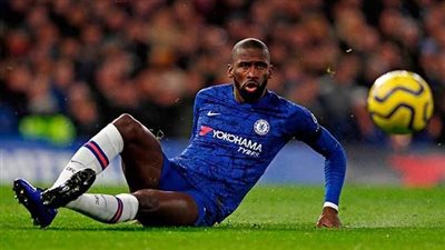 نجم تشيلسي يحدد شروطه من أجل البقاء