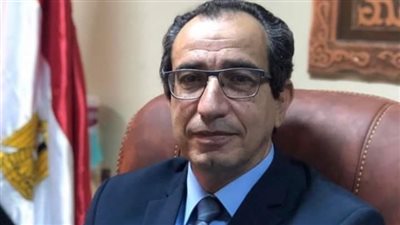 محافظ الفيوم يهنئ الدكتور ياسر حتاتة بعد تعيينه رئيسا للجامعة