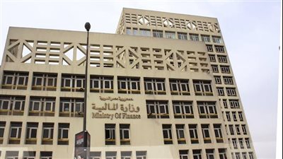 الحكومة توضح حقيقة إضافة ضريبية جديدة على المواطنين الفترة المقبلة 