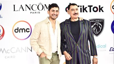 أمير المصري يشعل الريد كاربت في العرض الخاص لفيلم 