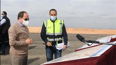 عاجل.. الرئيس السيسي يجري جولة تفقدية لمشروعات الطرق 
