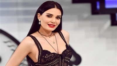  إطلالة أنيقة للفنانة سيرين عبد النور تضعها على صدارة جوجل