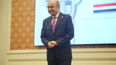 أعضاء النيابة العامة الجدد يؤدون اليمين القانونية أمام وزير العدل 