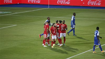 نجم الأهلي يُغلق ملف الرحيل في الميركاتو الشتوي