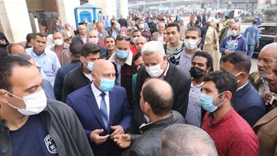 وزير النقل: منع دخول أي راكب من دخول محطات القطارات دون تذكرة