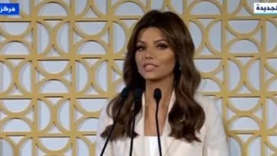 إيمان الحصري تقدم احتفالية قادرون باختلاف 