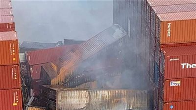 حريق على سفينة شحن محملة بالأخشاب قبالة ساحل السويد