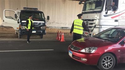 مدير المرور يتفقد الخدمات بالطرق السريعة والصحراوية