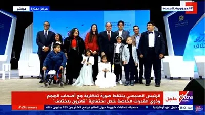 إعلامي وسباح.. مواهب كشفتها احتفالية 