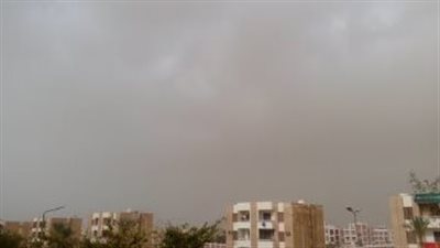 غيوم كثيفة وانخفاض في درجات الحرارة على الإسماعيلية