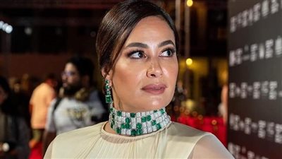  هند صبري تشارك متابعيها بصور جديدة لها في افتتاح مهرجان البحر الأحمر السينمائي