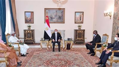 السيسي يؤكد دعم مصر الكامل لمهمة الأمين العام الجديد لمنظمة التعاون الإسلامي 