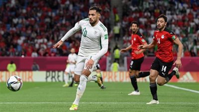 الجزائر تهز شباك مصر بأول الأهداف في كأس العرب (فيديو)