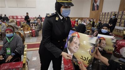 الداخلية تنظم حفلًا لتقديم مساعدات لعدد من أسر النزلاء والمفرج عنهم