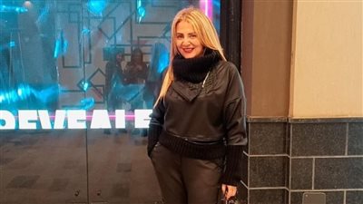 بهذه الكلمات.. رانيا محمود ياسين تدعم نجله في أولى تجاربه الدرامية بمسلسل 