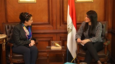 رانيا المشاط: الطاقة المتجددة أحد محاور استراتيجية الحكومة لتحقيق التحول الأخضر 