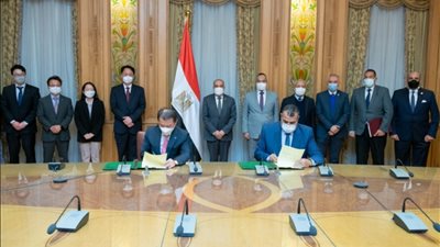 وزير الإنتاج الحربي يشهد توقيع مذكرة تفاهم مع مؤسسة البيئة والتكنولوجيا الكورية