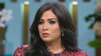 ياسمين عبد العزيز: 