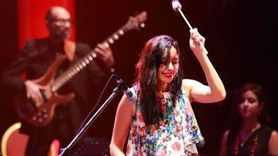 اليوم.. حفل نسمة عبد العزيز بمسرح سيد درويش