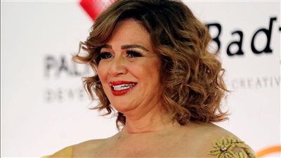 إلهام شاهين تعلق على تكريم ليلى علوي في مهرجان البحر الأحمر السينمائي