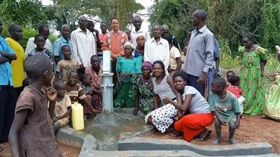 وزير الري: حفر 20 بئرا جوفيا بأوغندا عبر مبادرة إنشاء بئر مياه نظيفة للمناطق المحرومة 