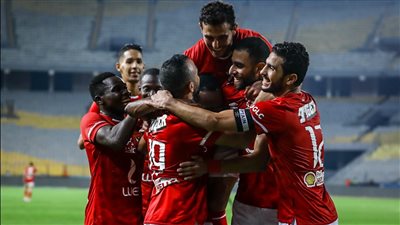 موقف نجم الأهلي من المشاركة في كأس السوبر الإفريقي