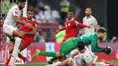 تونس تفوز على عمان 2-1 وتتأهل لنصف نهائي كأس العرب