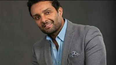 وائل عبد العزيز داعمًا شيرين عبد الوهاب: 