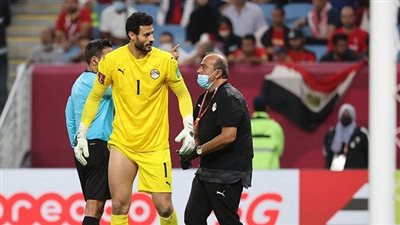 تفاصيل إصابة محمد الشناوي وحمدي فتحي وموقفهما من مباراة تونس