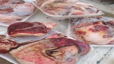 ضبط لحوم مجهولة المصدر داخل جراج في البساتين 