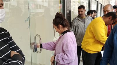 لحظة تسليم محلات شجرة الدر بالمنصورة (صور)