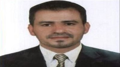 بعد قرارات هادي.. أكاديمي يمني يكشف لـ 