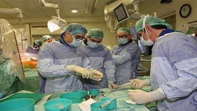  أستاذ جهاز هضمي: مصر تحضر لإجراء أول عملية لزراعة الرئة 