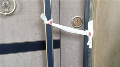 تشميع صالة ألعاب رياضية وعيادة تجميل مع اتخاذ الإجراءات القانونية