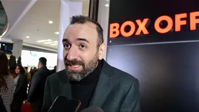 عمرو سلامة يكشف سبب تأخر عرض فيلم برا المنهج ويعرض قريباً عمل يجمعه بويجز 