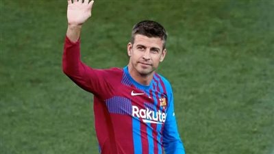 وكيل بيكيه يكشف حقيقة اعتزاله