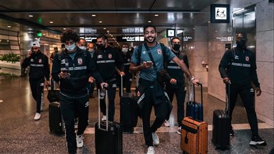 تدريبات مغلقة للأهلي في الدوحة