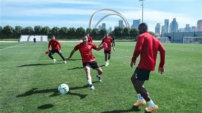 تقسيمة قوية للاعبي الأهلي استعدادًا للرجاء في السوبر الإفريقي