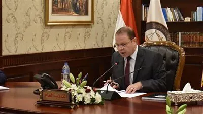 النائب العام يأمر بحبس والد الطفلة 