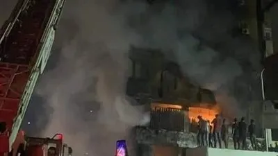 إخماد حريق اندلع داخل أحد العقارات بالطالبية