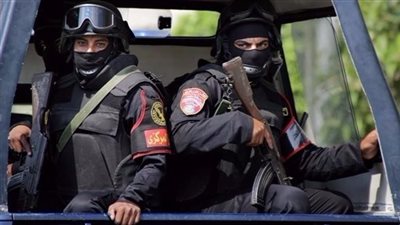 ضبط اثنين من العناصر الإجرامية بحوزتهما أسلحة وذخائر دون ترخيص بالقاهرة