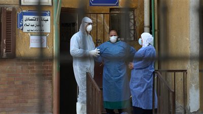 قصر العيني الفرنساوي: لا توجد حالة مصابة بكورونا من المحجوزين حاصلة على التطعيم 