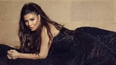 نجلاء بدر تخطف الأنظار في أحدث ظهور لها