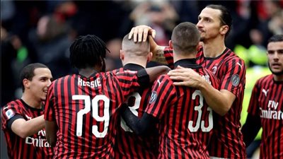 مفاجأة.. ميلان يحدد بديل إبراهيموفيتش وجيرو