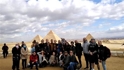 رحلة سياحية لفريق 