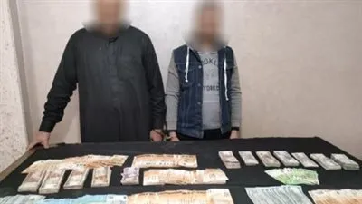 ضبط شخصين بتهمة الاتجار في النقد الأجنبي بالغربية