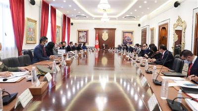 وثيقة تكشف مخطط إصلاح اقتصادي تونسي لخفض الإنفاق العام وزيادة النمو