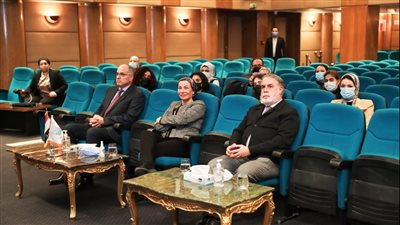 وزيرة البيئة تكرم طالبات الجامعة الألمانية لتطوير قرية الغرقانة بمحمية نبق