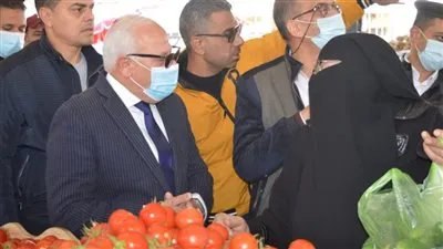 بدء تخفيضات أسعار الخضروات والفاكهة لـ50٪ احتفالا بعيد بورسعيد القومي